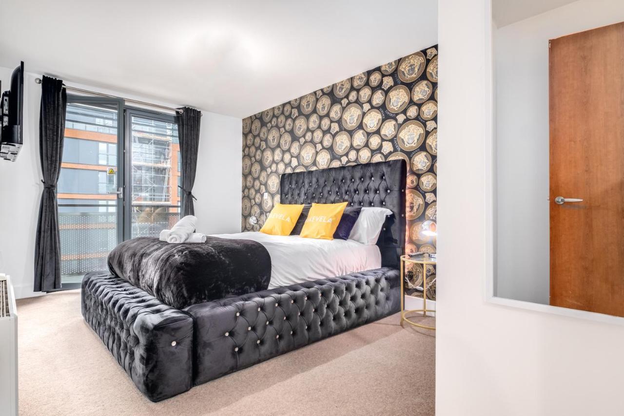 Maevela Apartments - Arcadian Versace Themed Apt ☆ Huge Balcony / Free Parking → Free Netflix -2 Min Walk From Birmingham Hippodrome Theatre, Arcadian, China Town, Sidewalk Club, Gay Village, 5 Mins From New Street Train Station - Birmingham Grand Ce Exterior foto